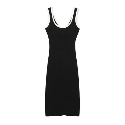 Contrast Trim V-Neck Midi Dress